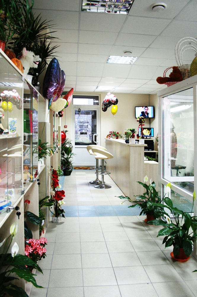 Салон цветов и подарков "Телефлора" в Минске на Гедройца